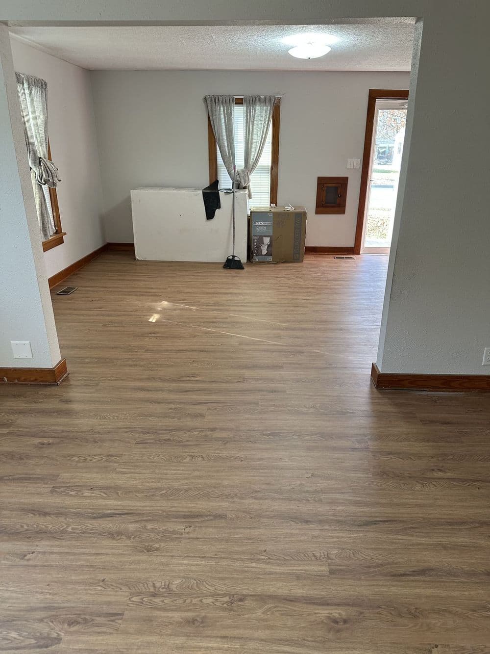 Gallery photos for Hardwood Floor Installation: Image #6